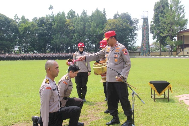 1.800 Bintara Polri Memulai Transformasi Menjadi Perwira: Bintra dan Orientasi Lingkungan Menandai dimulainya Pembukaan SIP Angkatan ke-54 Gelombang I di Sukabumi