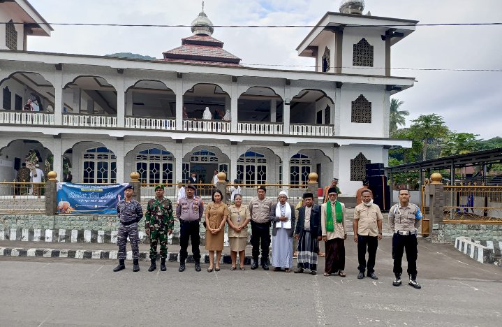 Polres Ende Polda NTT Gelar Pengamanan Ibadah Sholat Idul Adha 1446 H