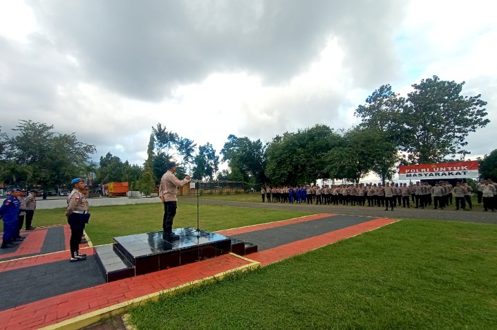 Wakapolres Ende Pimpin Apel Pagi, Tekankan Pentingnya Disiplin dan Hindari Pelanggaran