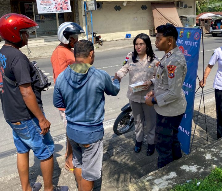 Sambut Hari Bhayangkara ke-79, Polres Ende Polda NTT Gelar Pengobatan Gratis di Pangkalan Ojek