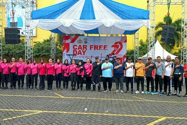Ribuan Masyarakat dan Ratusan Hadiah Semarak Jalan Sehat dan Sepeda Santai Hari Bhayangkara ke-79 di Polda Kalteng