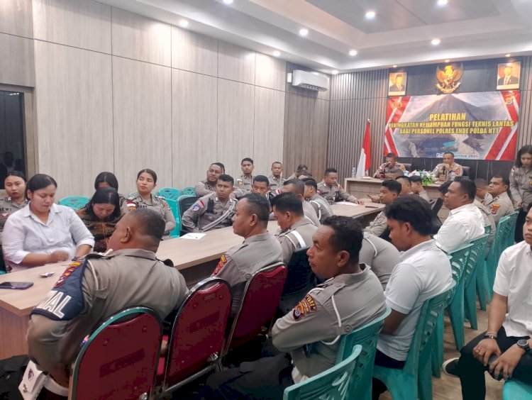 Polres Ende Menggelar Kegiatan Pelatihan Peningkatan Kemampuan Fungsi Lalulintas