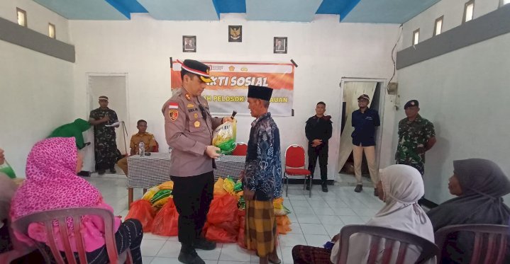 Polres Ende Bersinergi dengan TNI, BUMN, dan Instansi Terkait Gelar Bakti Sosial di Pulau Ende