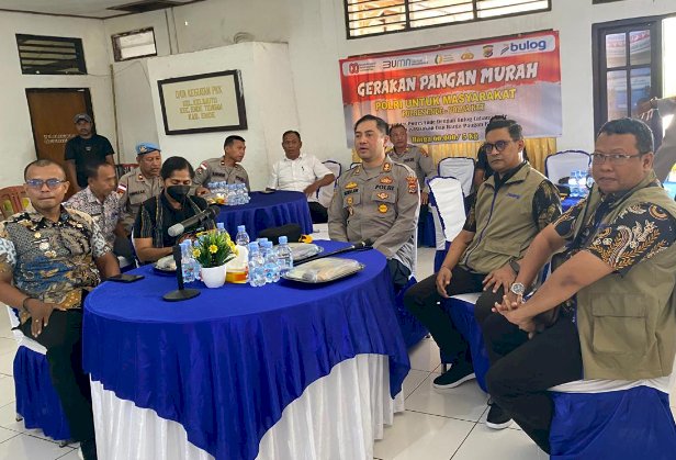 Launching Gerakan Pangan Murah Serentak, Polres Ende Total Salurkan 34 Ton Beras Murah kepada Masyarakat
