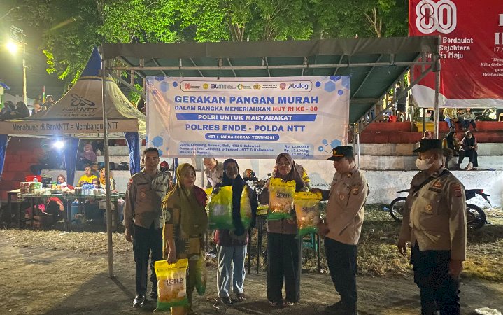 Polres Ende Meriahkan Pesta Rakyat HUT RI ke-80 dengan Gerakan Pangan Murah