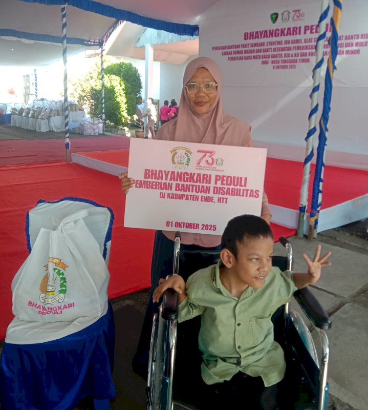 Bhayangkari Peduli, Hadirkan Layanan Kesehatan Gratis Bagi Ribuan Warga Kabupaten Ende