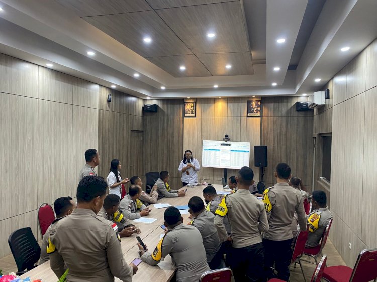 Bhabinkamtibmas Polres Ende Ikuti Pembekalan Tata Cara Pengisian Fasih Identifikasi Jagung