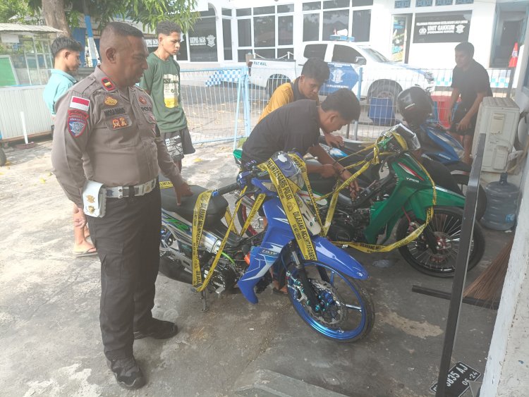Bubarkan Aksi Balap Liar, Satlantas Polres Ende Amankan Sejumlah Motor dalam Patroli Blue Light