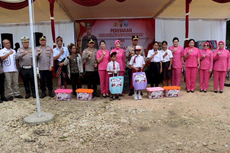 Kapolda NTT Berbagi Tali Asih di Peresmian Pospol Umbu Ratu Nggay Barat, Wujud Semangat NTT Penuh Kasih