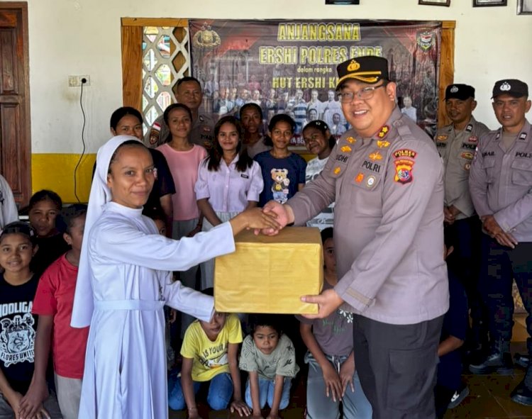 25 Tahun Mengabdi, Alumni Ershi XX 2001 Polres Ende Berbagi Kasih di Panti Asuhan dan Ziarah Makam Rekan Seangkatan