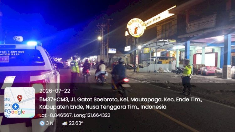 Tekan Angka Kecelakaan di Malam Hari, Satlantas Polres Ende Gelar Patroli Blue Light di Titik Rawan