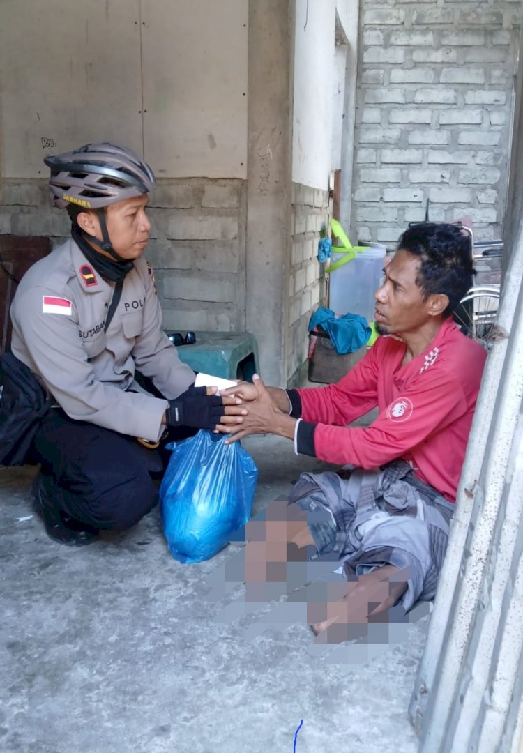 Kapolsek Ende Gowes Anjangsana, Salurkan Bantuan kepada Warga Difabel