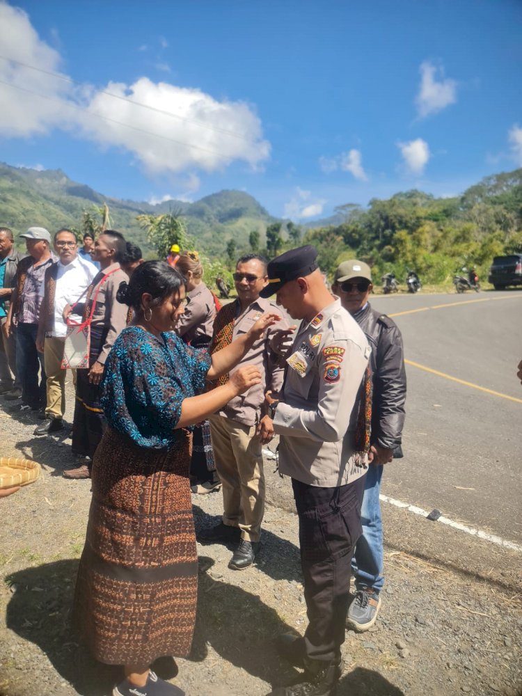 Dukung Ketahanan Pangan di Kelimutu, Pengurus Tani Merdeka Indonesia Dilantik dan Terima Bantuan Alsinta