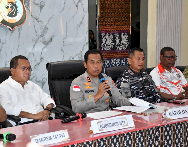 Kapolda NTT dan Gubernur Sampaikan Penanganan Gempa Flores: Fokus Evakuasi, Data Korban dan Cegah Hoaks
