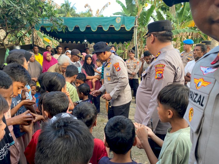 Senyum Anak-Anak Watukamba Kembali Mewarnai Tenda Pengungsian: Polres Ende Terjunkan Tim Trauma Healing Pasca Gempa di Flores