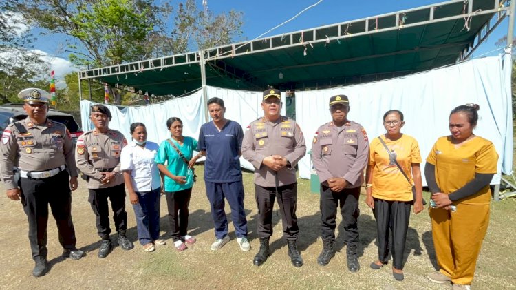 Aksi Tanggap Bencana Polres Ende, Polsek Wewaria Disulap Jadi Puskesmas Darurat Pasca Gempa M 7,7 Flores