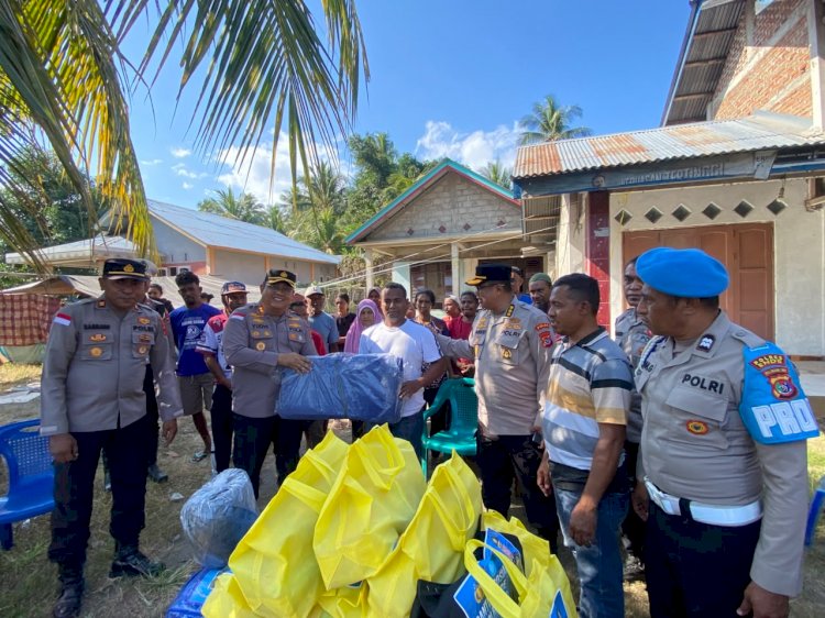 POLDA NTT & POLRES ENDE SALURKAN BANTUAN UNTUK KORBAN GEMPA DI NANGAPANDA