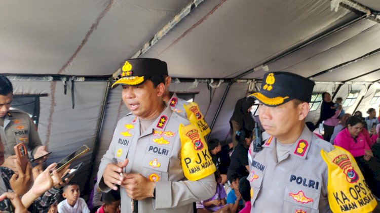 Polri Jaga Rumah Warga dan Bersihkan Puing, Hadir di Tengah Pemulihan Pascagempa Flores