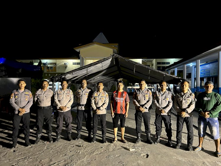Langkah Sigap Polres Ende Polda NTT Dirikan Tenda Jadi Ruangan Kelas Darurat Pascagempa di SMPN 1 Ende