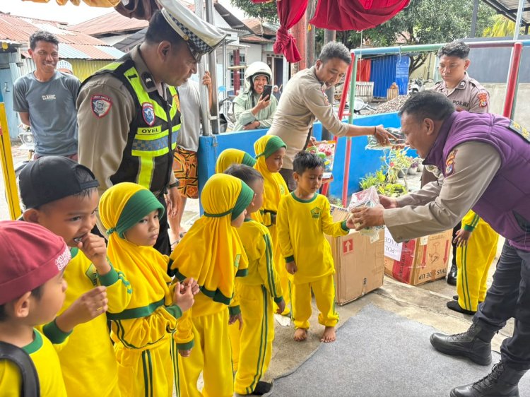 Kembalikan Keceriaan Anak, Polres Ende Polda NTT Gelar Trauma Healing untuk TK RA Azizah Inayah Rodja Pasca Gempa Flores