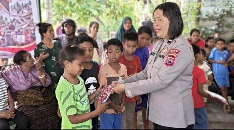 Keceriaan Anak Anak Pulih, Polwan Polres Ende Salurkan Bantuan Polwan RI dan Gelar Trauma Healing Usai Gempa Flores