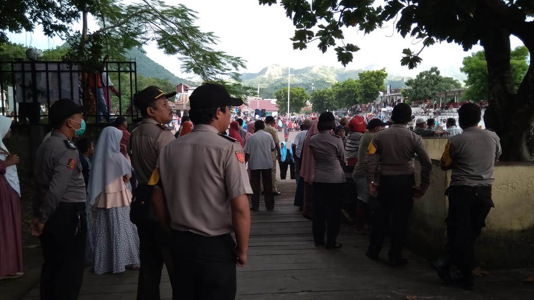 Polres Ende Amankan Kampanye Akbar/Rapat Umum Badan Pemenangan Nasional No.Urut 02 Prabowo - Sandi